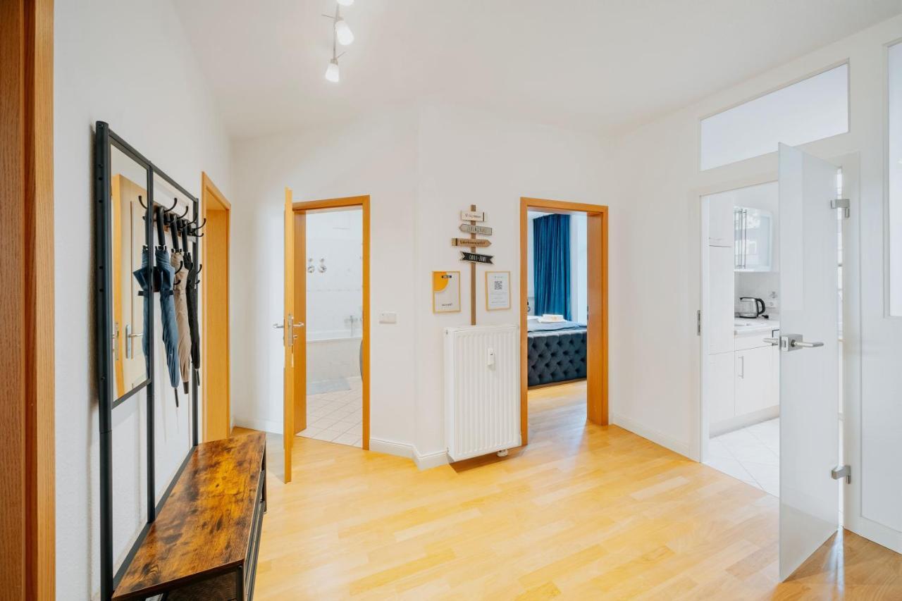 Blissplace 3 Zi Premium Apartment Nahe Getec Arena Mit Kingsize Betten Und Balkon Magdeburgo Exterior foto