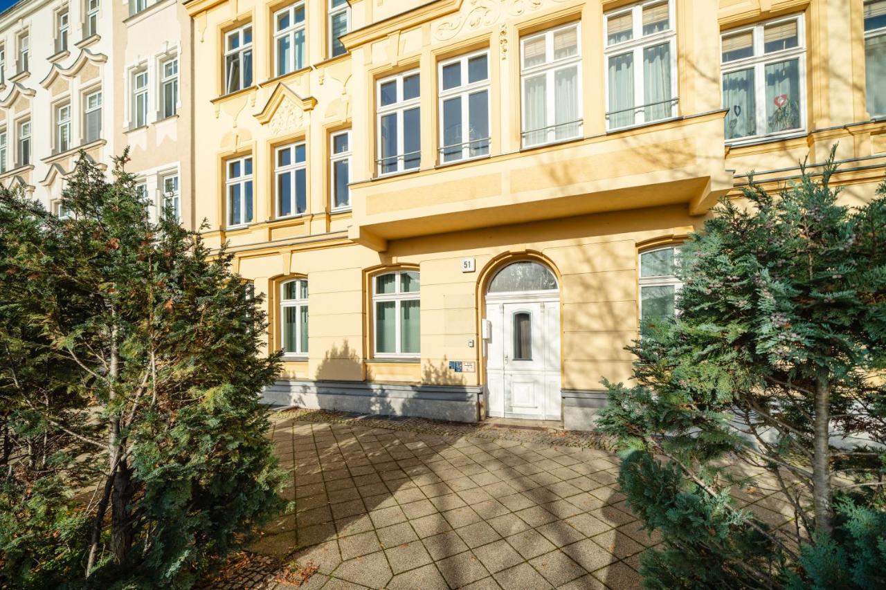 Blissplace 3 Zi Premium Apartment Nahe Getec Arena Mit Kingsize Betten Und Balkon Magdeburgo Exterior foto